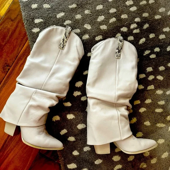 Steve Madden white Lassy cowboy boots 7 - Picture 1 of 11